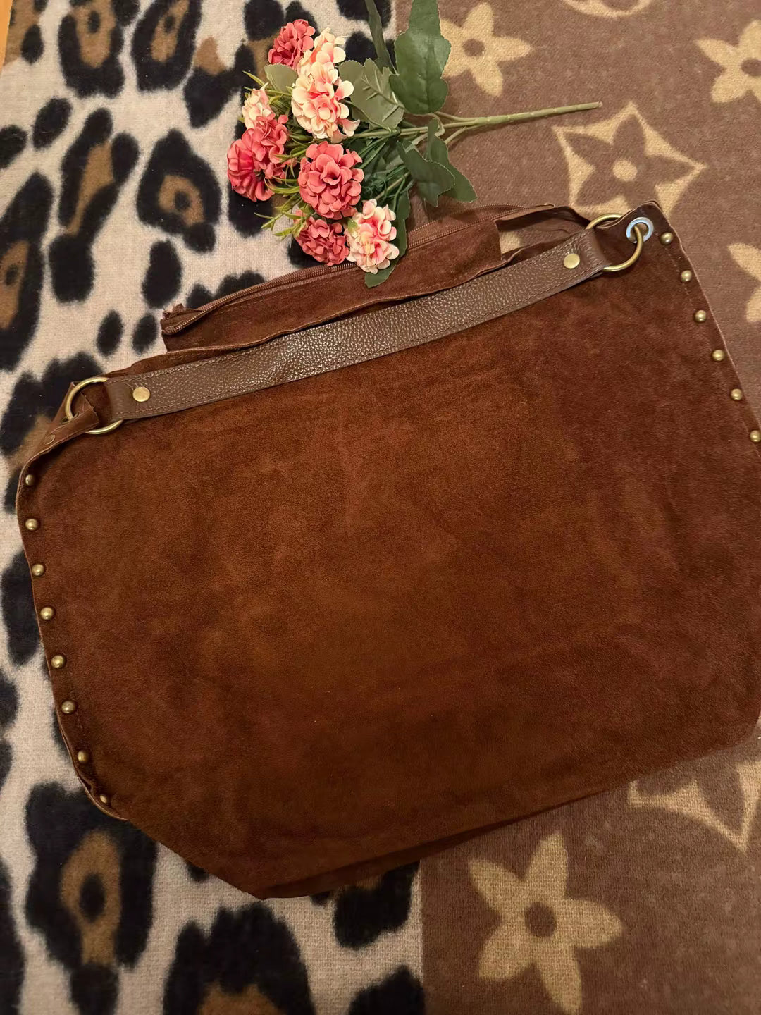 Bolsos y bandoleras de piel